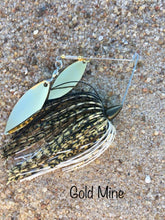 Load image into Gallery viewer, Compact Head Spinnerbait